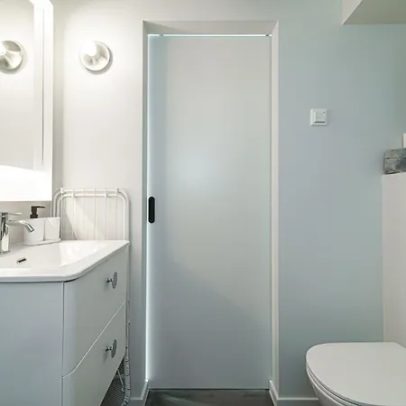 Brand-new & Stylish Loft - Hip District Uptown By Reside Baltic Apartamento
